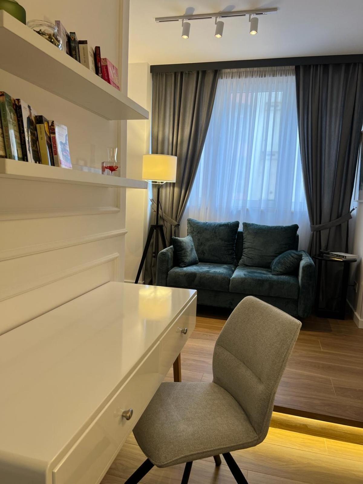 Red Riding Hood Apartment Belgrade Exterior photo